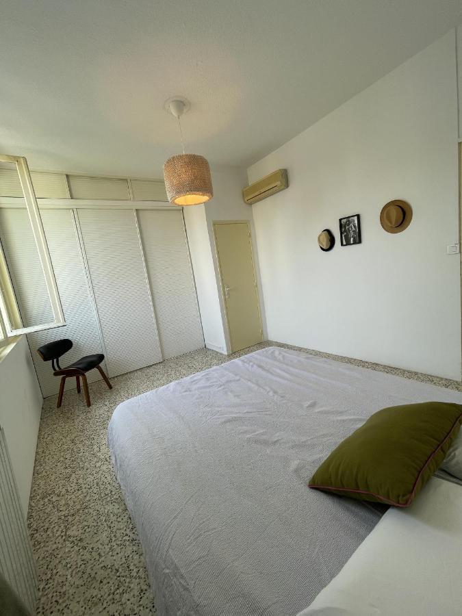 Chambre Au Calme En Coeur De Ville カヴァイヨン エクステリア 写真